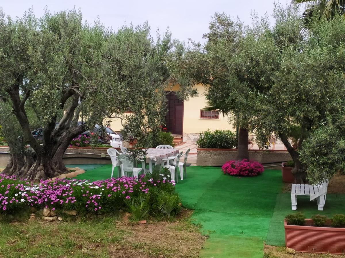 Casanonnavittoria Bed & Breakfast Теразини Екстериор снимка