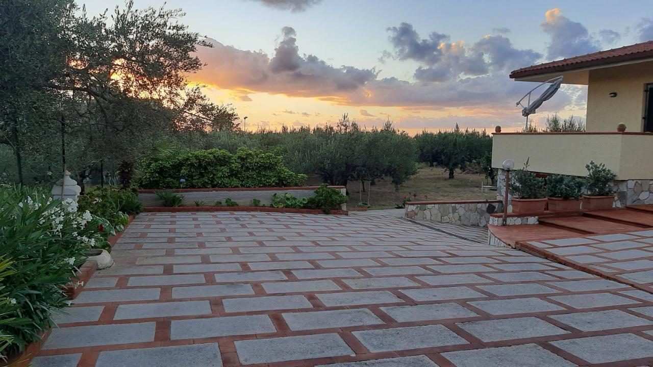 Casanonnavittoria Bed & Breakfast Теразини Екстериор снимка